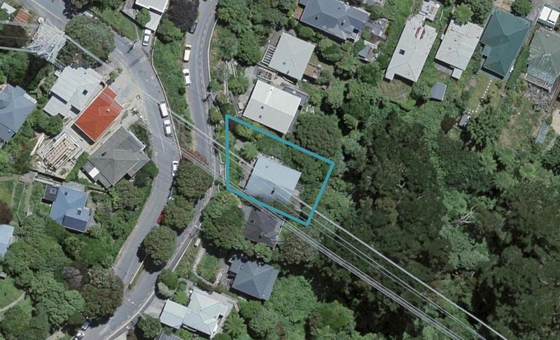 35 Mortimer Terrace, Aro Valley, Wellington - Carousel 1