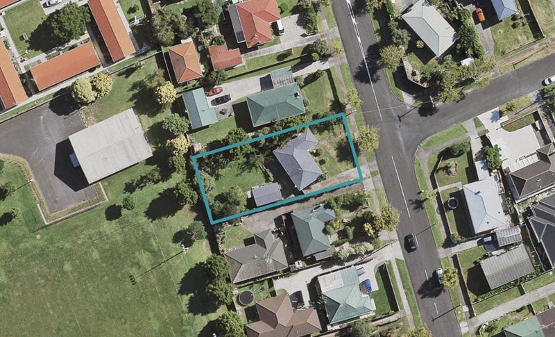 5 Fleming Street, Manurewa East, Auckland - Carousel 1