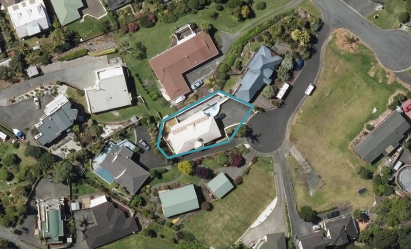 4 Mistral Place, Onerahi, Whangarei - Carousel 1