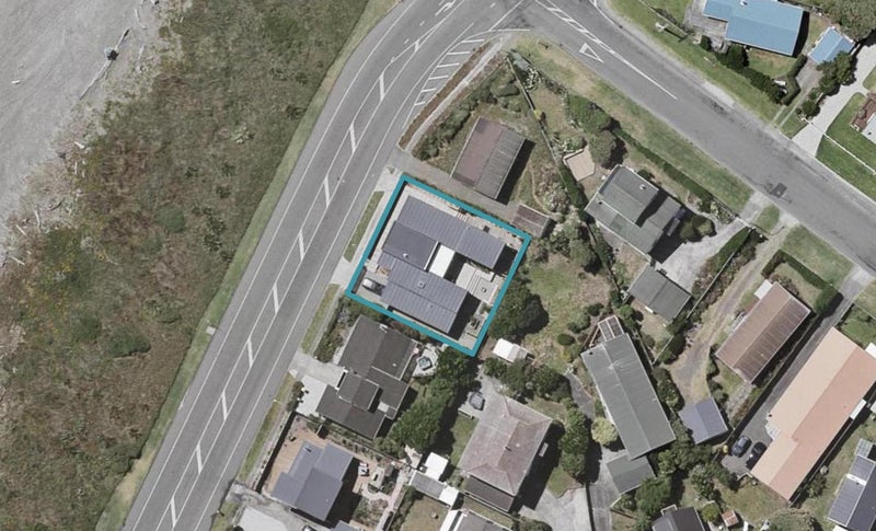 108 Marine Parade, Otaki Beach, Otaki - Carousel 1