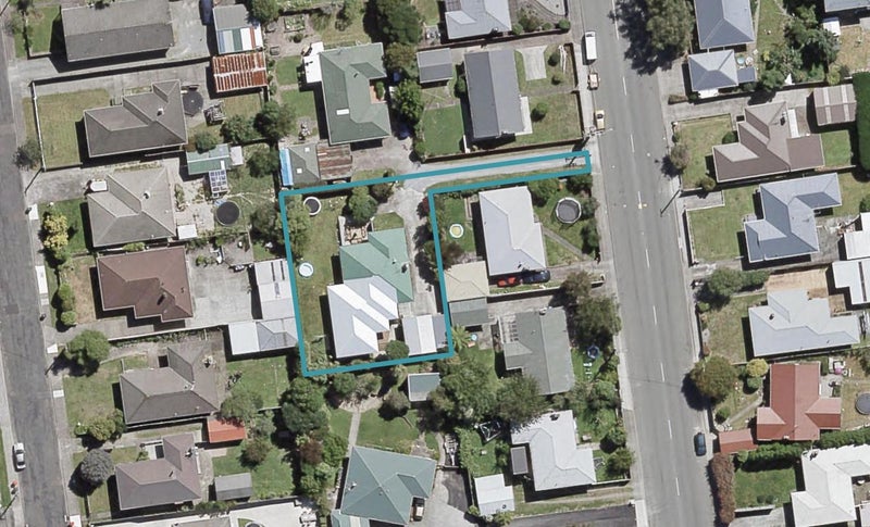 35 Totara Park Road, Clouston Park, Upper Hutt - Carousel 1
