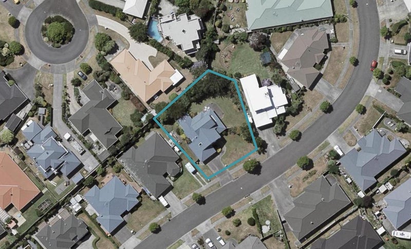 8 San Priamo Place, Paraparaumu Beach, Paraparaumu - Carousel 1