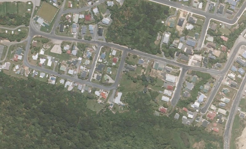 11 Miro Street, Kaka Point, Kaka Point - Carousel 1