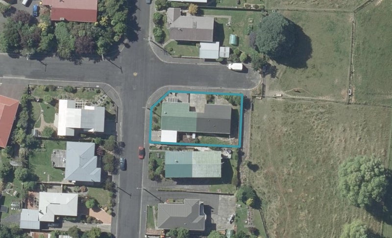 33A Christie Street, Abbotsford, Dunedin - Carousel 1