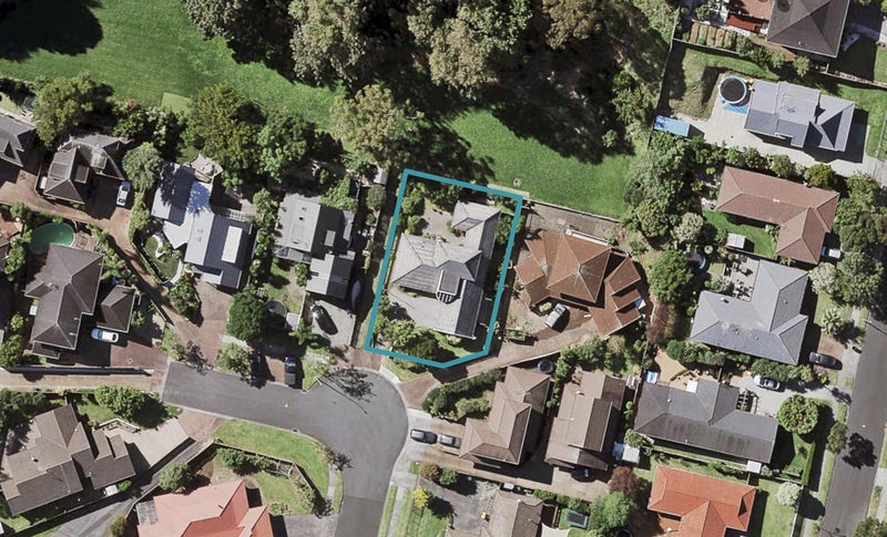 35 Britannia Place, Half Moon Bay, Auckland - Carousel 1