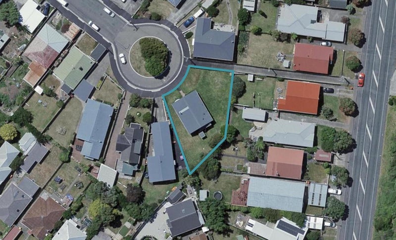 16 Bruges Avenue, Miramar, Wellington - Carousel 1