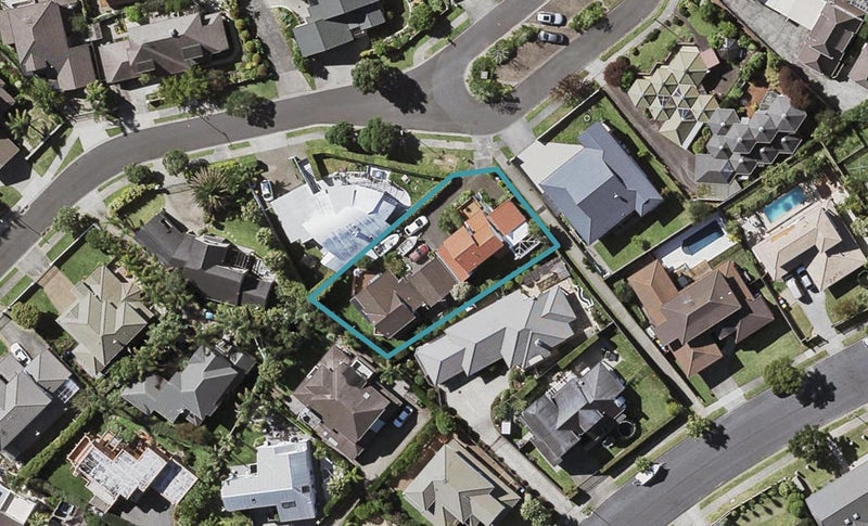 25 Allen Johnston Place, Saint Johns, Auckland - Carousel 1