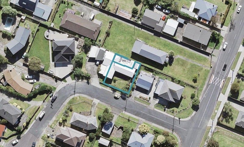 3A Scanlen Terrace, Kelston, Auckland - Carousel 1