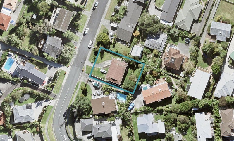 16 Tainui Street, Torbay, Auckland - Carousel 1