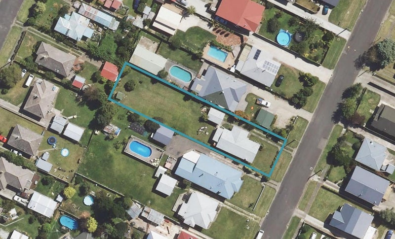 27 Cook Street, Te Hapara, Gisborne - Carousel 1