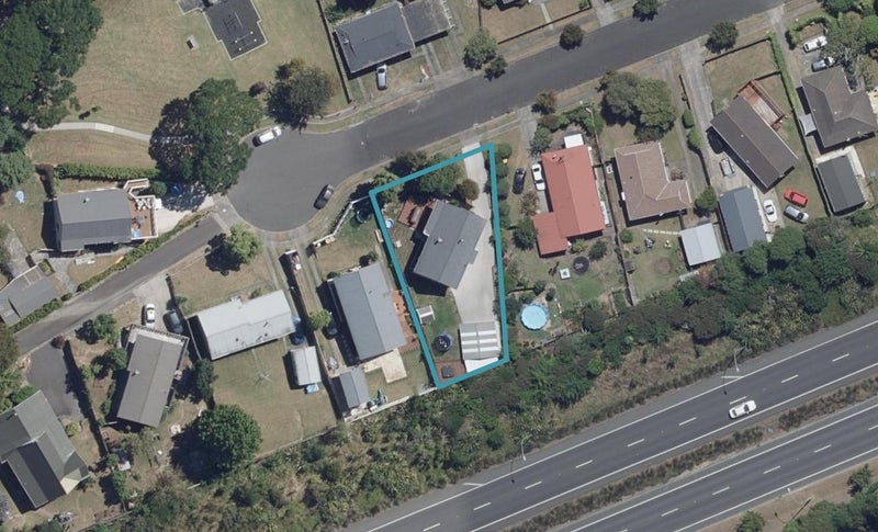27 Matipo Crescent, Pukete, Hamilton - Carousel 1