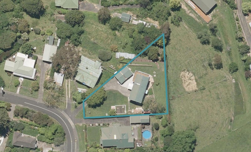 39 Webb Road, Durie Hill, Whanganui - Carousel 1