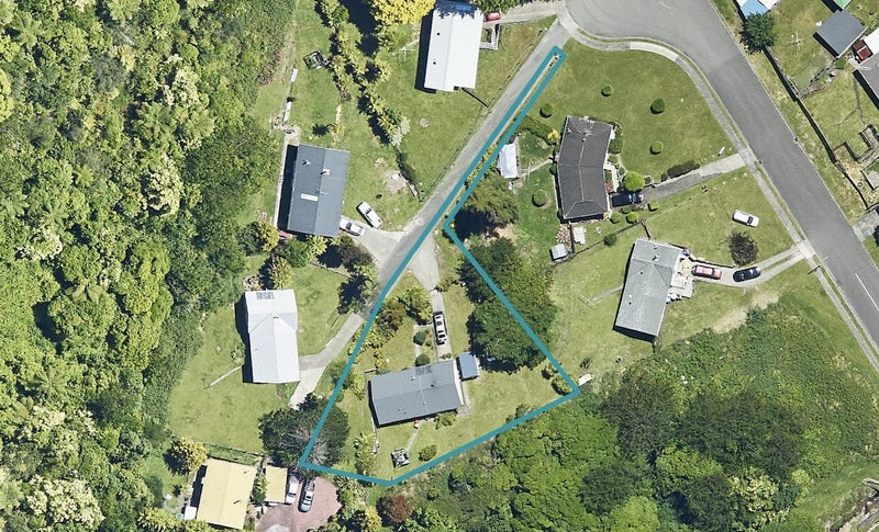4 Takahe Place, Selwyn Heights, Rotorua - Carousel 1