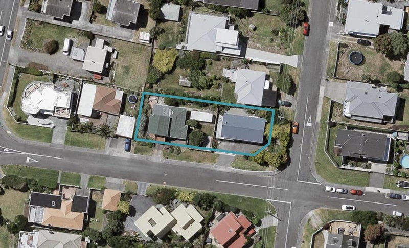 5 Toru Road, Paraparaumu Beach, Paraparaumu - Carousel 1
