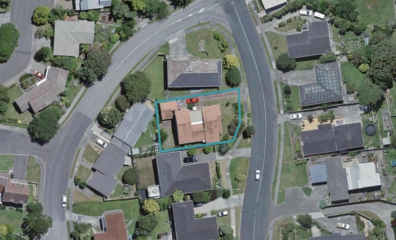 79 Oriel Avenue, Tawa, Wellington - Carousel 1