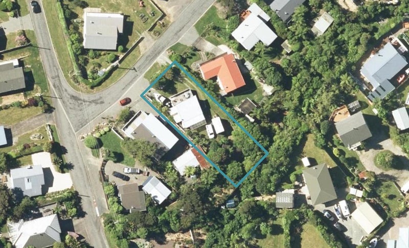 4 ORCHARD LANE, Okiwi Bay - Carousel 1
