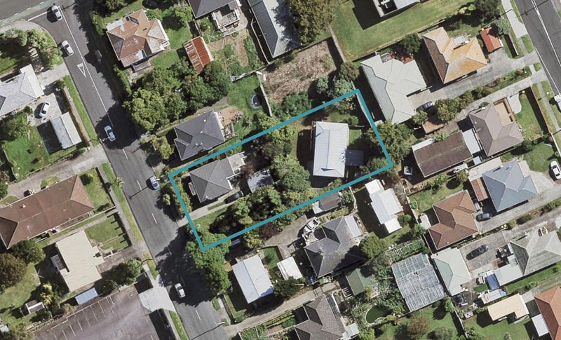 1/4 Churchill Avenue, Manurewa, Auckland - Carousel 1
