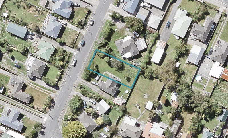 5 Davis Grove, Wainuiomata, Lower Hutt - Carousel 1