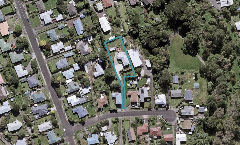 5A Wiremu Place, Blagdon, New Plymouth - Carousel 1