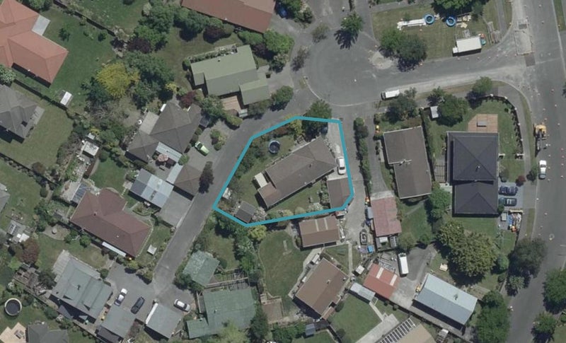5 Dulcie Place, Harewood, Christchurch - Carousel 1
