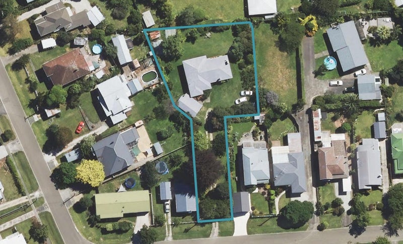 6 Domett Street, Whataupoko, Gisborne - Carousel 1