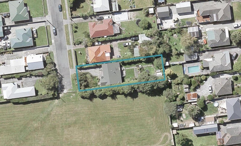 63 Dover Road, Wainuiomata, Lower Hutt - Carousel 1