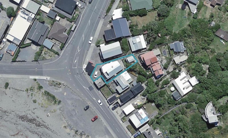 52 Owhiro Bay Parade, Ōwhiro Bay, Wellington - Carousel 1