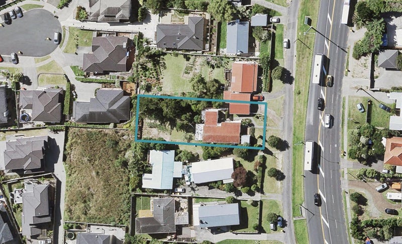 598 East Coast Road, Pinehill, Auckland - Carousel 1