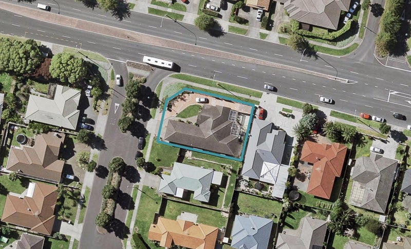 2 Wayne Francis Drive, East Tamaki, Auckland - Carousel 1