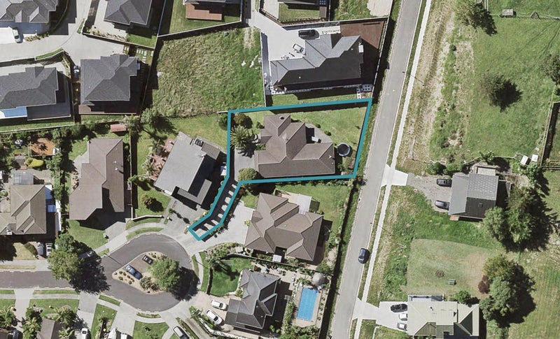 20 Dunloy Place, East Tamaki Heights, Auckland - Carousel 1