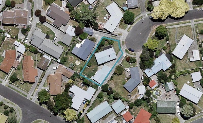 18 Saint Pauls Place, Tamatea, Napier - Carousel 1