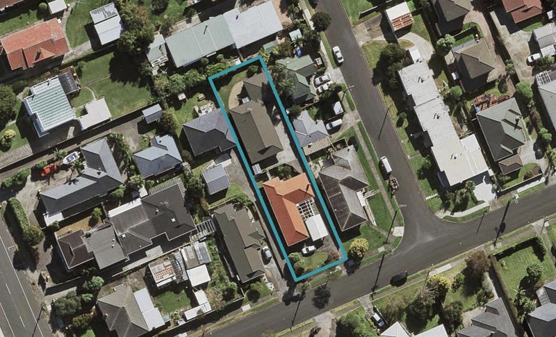 2/6 Fairview Road, Papatoetoe, Auckland - Carousel 1