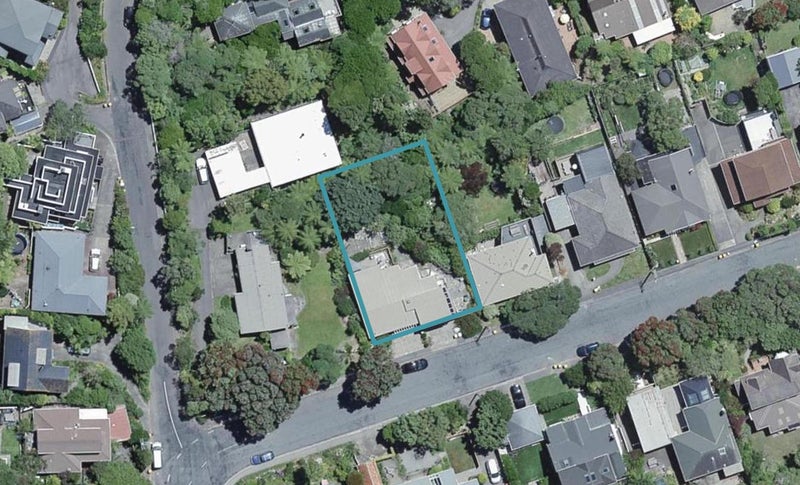 5 Waikare Street, Karori, Wellington - Carousel 1