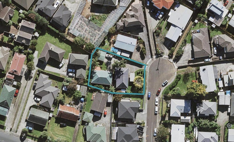 4 Gerrard Street, Three Kings, Auckland - Carousel 1