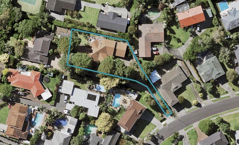 15 Hamish Place, Sunnyhills, Auckland - Carousel 1