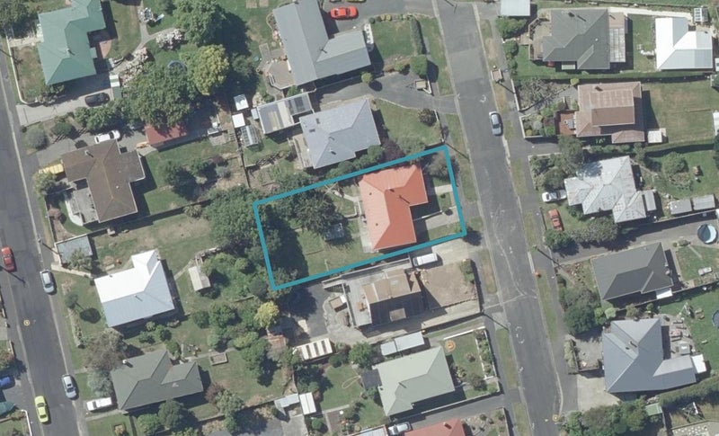 18 Shipka Street, Abbotsford, Dunedin - Carousel 1