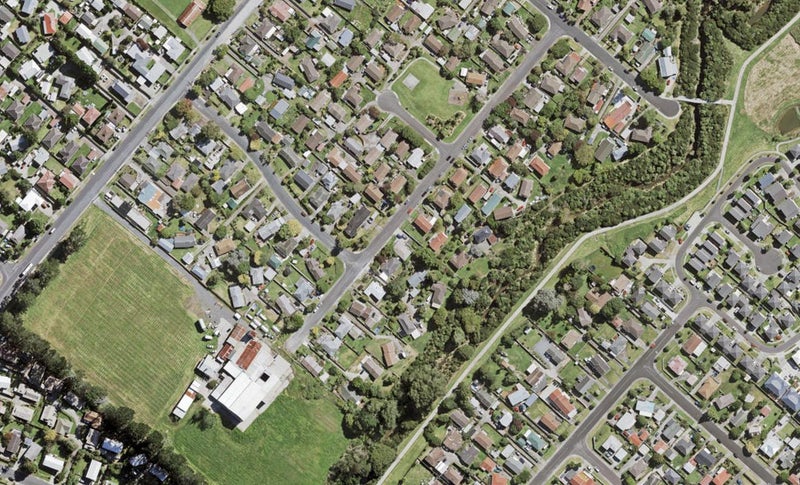 34A Chislehurst Street, Henderson, Auckland - Carousel 1