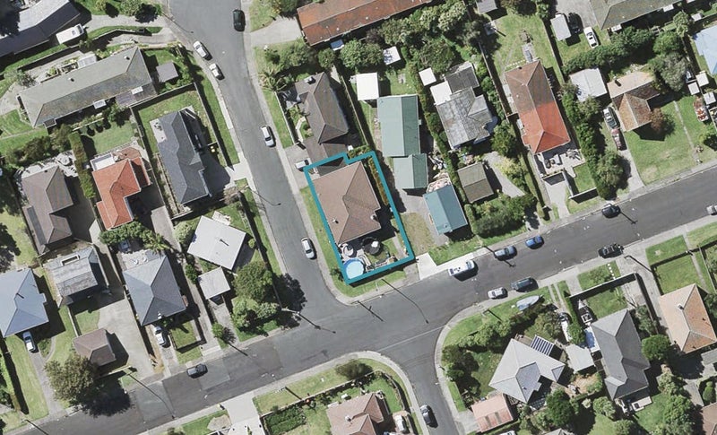 9 Bardia Street, Belmont, Auckland - Carousel 1