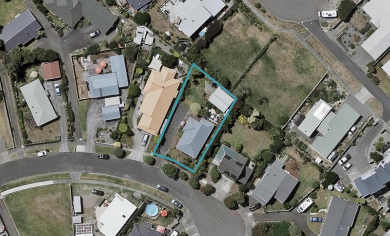 17 Tobys Way, Waikanae Beach, Waikanae - Carousel 1