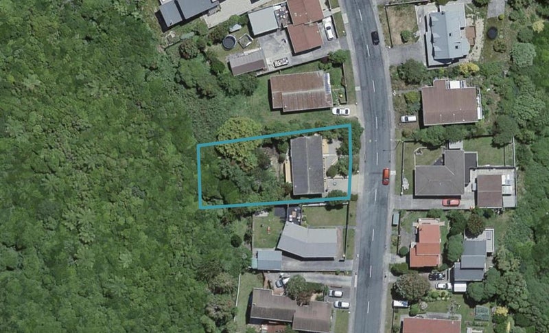 260 Mitchell Street, Brooklyn, Wellington - Carousel 1