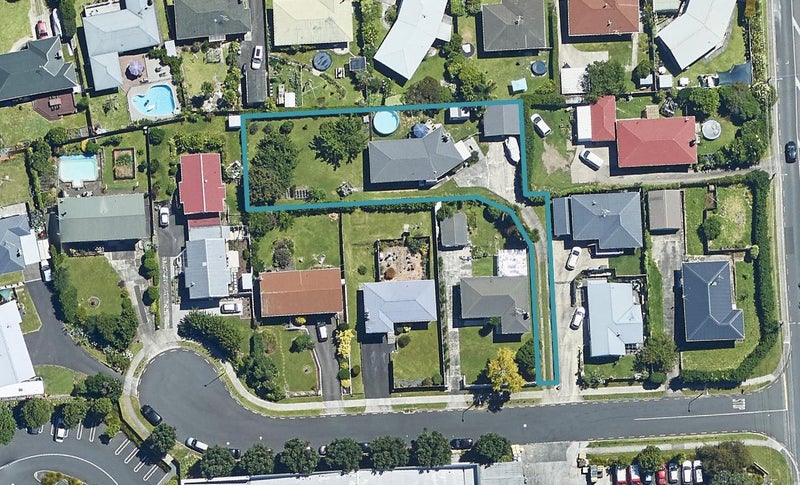 5A Glenfield Place, Brookfield, Tauranga - Carousel 1