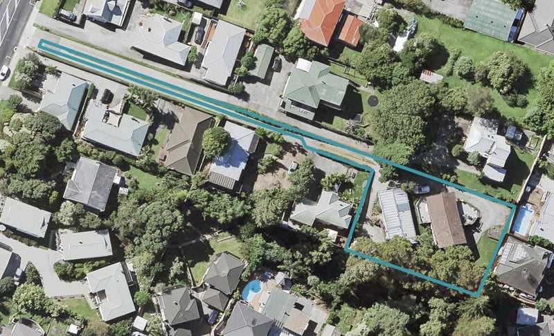 2/0 Moore Street, Howick, Auckland - Carousel 1