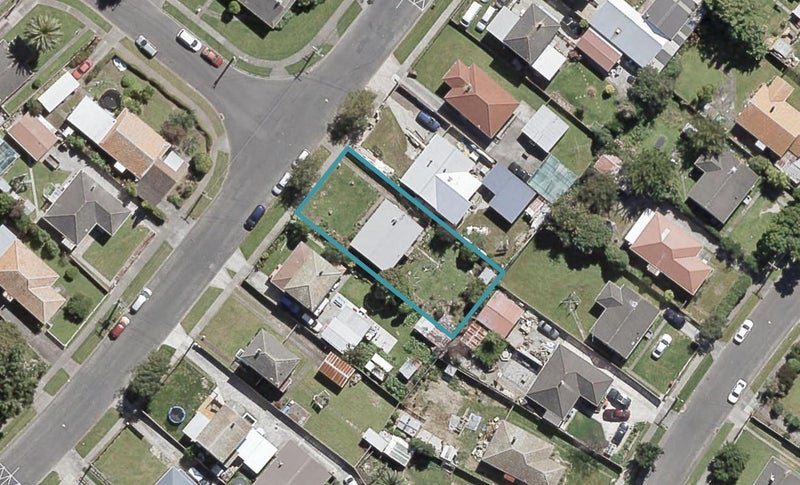 62 Churton Crescent, Taita, Lower Hutt - Carousel 1