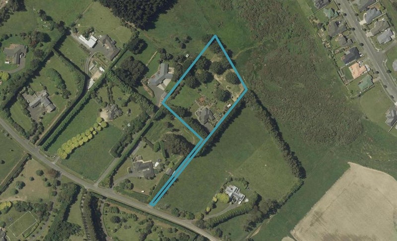 191 Valley Views, Fitzherbert, Palmerston North - Carousel 1