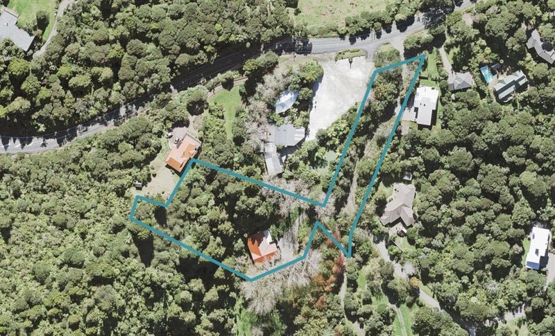 1014A Scenic Drive North, Swanson, Auckland - Carousel 1