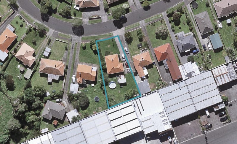 42 Drake Street, Vogeltown, New Plymouth - Carousel 1