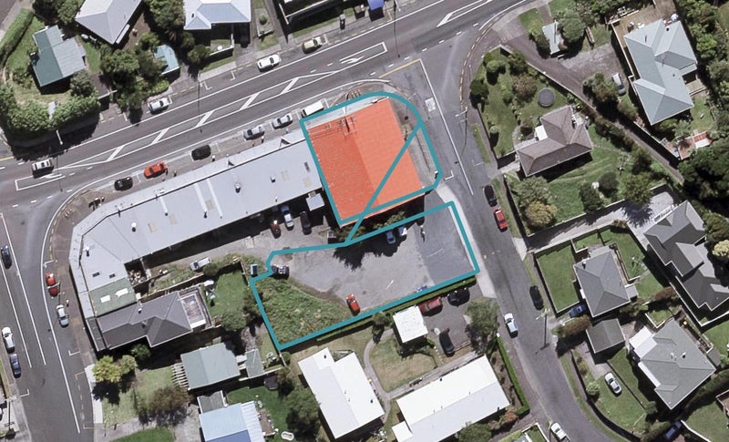 10/2 Stuart Place, Blagdon, New Plymouth - Carousel 1
