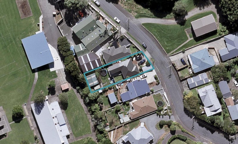12 Bonithon Avenue, Moturoa, New Plymouth - Carousel 1