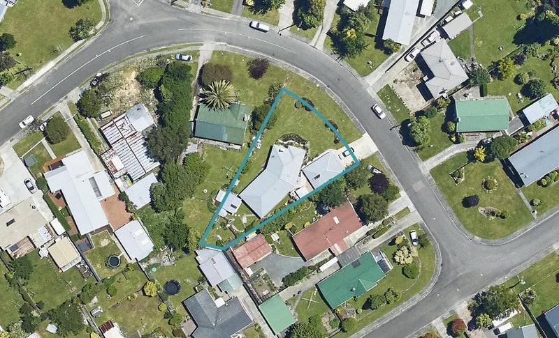 6 Tawavale Street, Pukehangi, Rotorua - Carousel 1