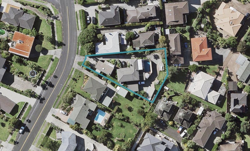 76 Bradbury Road, Botany Downs, Auckland - Carousel 1